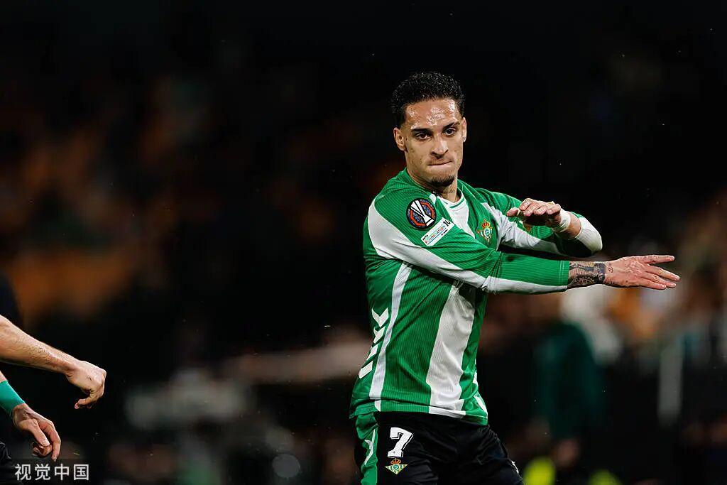 乐鱼官方-今晚打响！欧联16强首回合：贝蒂斯远征安东尼领衔 里尔战维拉