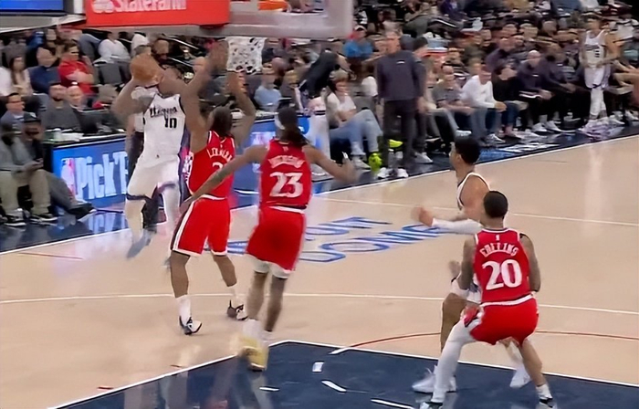 乐鱼官方-快船109-118不敌国王 球员评价：2人优秀，3人及格，4人低迷|洛杉矶快船队|NBA常规赛|nba|篮板|末节_新浪体育_新浪新闻